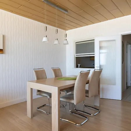 Cozy With Magnificent Seaview T117 Apartment